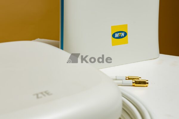 ZTE 4G Router MF286C + ZTE Omni Antenna - Image 2